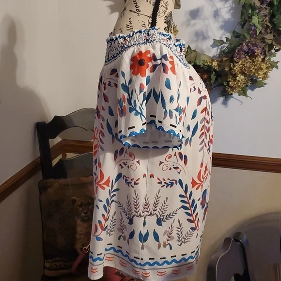 Off shoulder blouse - Picture 6 of 10